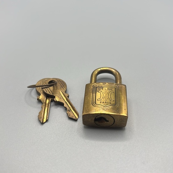 VINTAGE CELINE LOCK AND 2 KEYS - Picture 5 of 5